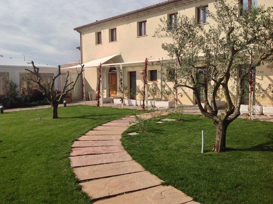 Locanda Borgognina Lucrezia Exterior foto